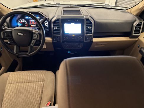 Used 2017 Ford F150 XLT w/ Equipment Group 302A Luxury image 15