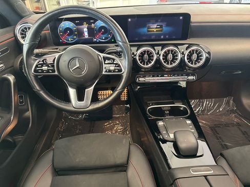 Used 2023 Mercedes-Benz CLA 250 4MATIC image 13