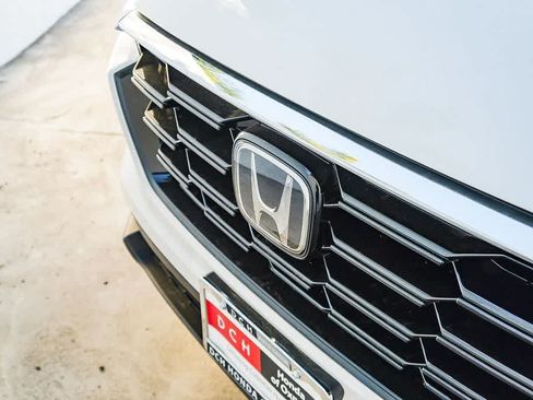 Used 2026 Honda CR-V EX-L image 9