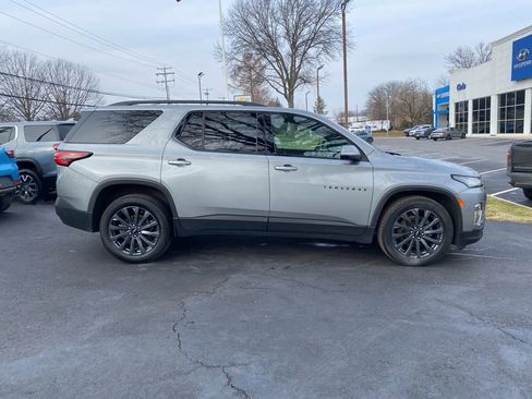 Certified 2023 Chevrolet Traverse RS w/ LPO, Floor Liner Package image 2