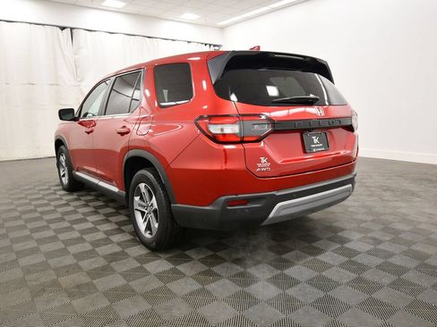 Certified 2023 Honda Pilot EX-L image 5