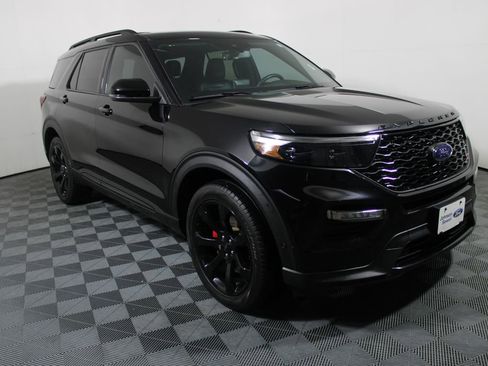 Certified 2024 Ford Explorer ST w/ Equipment Group 401A image 1