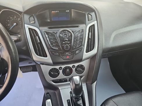 Used 2013 Ford Focus SE image 16