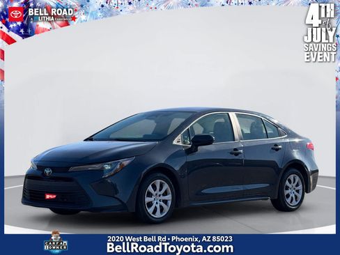 Used 2024 Toyota Corolla LE FWD image 1