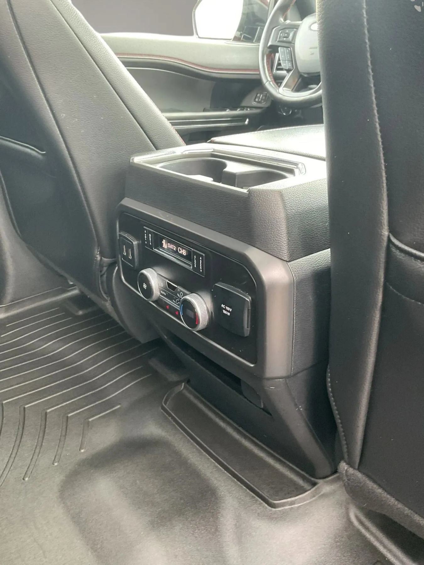 Used 2019 Ford Expedition Limited w/ Equipment Group 303A AWD/4WD image 35