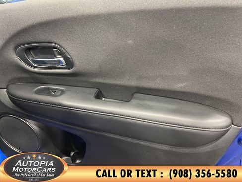 Used 2019 Honda HR-V Sport image 17