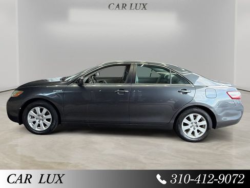 Used 2009 Toyota Camry Hybrid FWD image 2