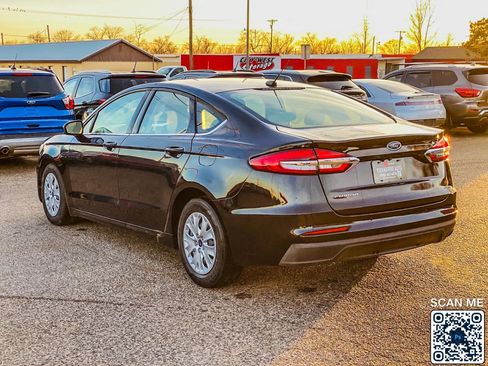 Used 2019 Ford Fusion S image 6