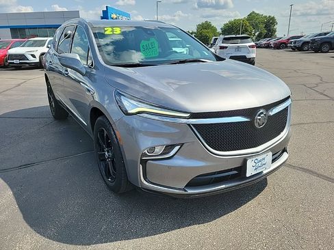 Used 2023 Buick Enclave Essence w/ Sport Touring Edition AWD/4WD image 3