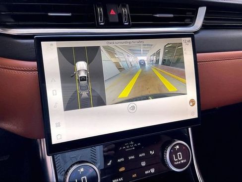 Used 2024 Jaguar XF R-Dynamic SE RWD image 21
