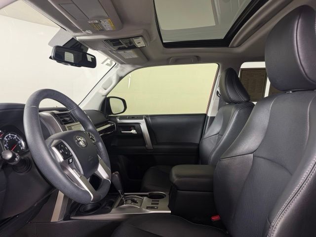 Used 2021 Toyota 4Runner Limited RWD image 19