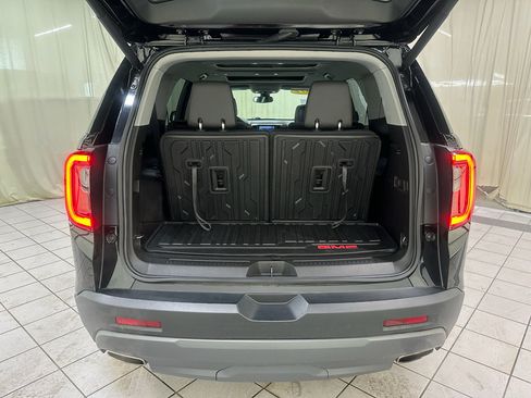 Used 2023 GMC Acadia AT4 w/ Technology Package AWD/4WD image 8