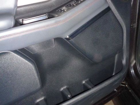 Certified 2025 Ford Expedition Active image 5