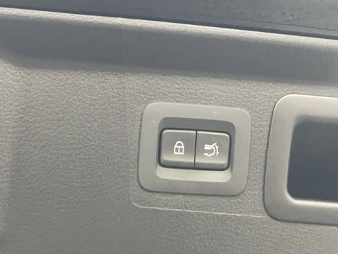 Used 2024 MAZDA CX-50 AWD 2.5 S w/ Preferred Package image 8