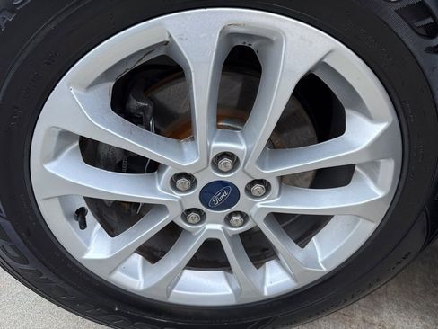 Used 2021 Ford Escape SE w/ Cold Weather Package image 32