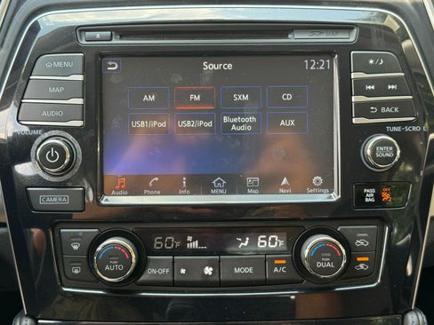 Used 2017 Nissan Maxima SR w/ Midnight Edition FWD image 23