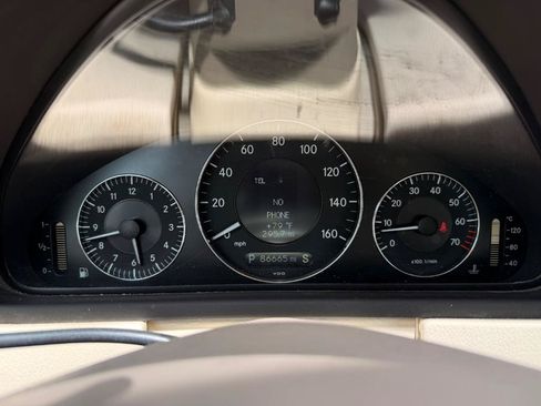 Used 2007 Mercedes-Benz CLK 350 Cabriolet image 3