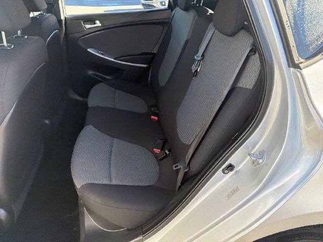 Used 2012 Hyundai Accent GS FWD image 22