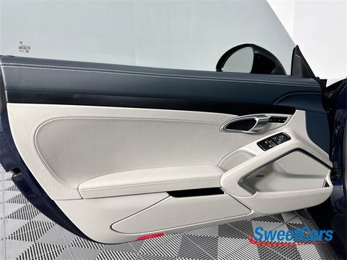 Used 2019 Porsche 911 Carrera GTS image 38