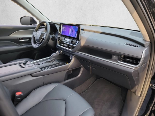 Used 2026 Toyota Grand Highlander FWD image 26