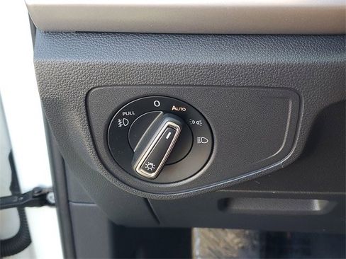 Used 2019 Volkswagen Atlas SE w/ Towing Package image 29