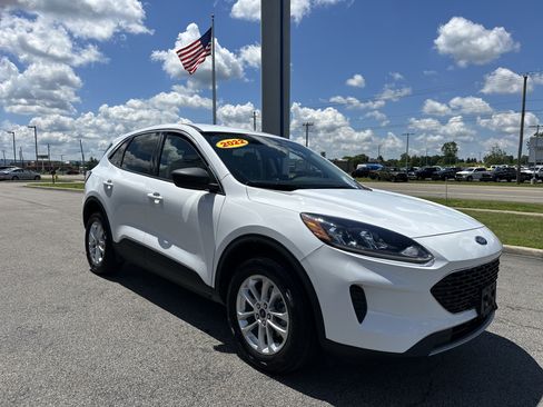 Used 2022 Ford Escape SE w/ Convenience Package AWD/4WD image 16