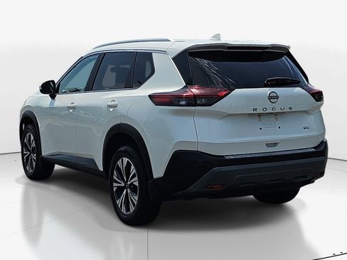 Used 2023 Nissan Rogue SV w/ SV Premium B Package FWD image 6