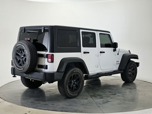 Used 2018 Jeep Wrangler Unlimited Sport S image 3