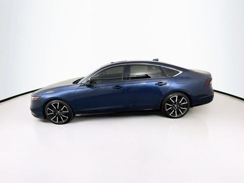 Used 2025 Honda Accord Touring image 4