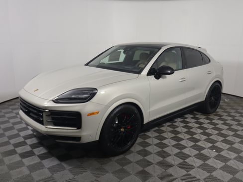 New 2026 Porsche Cayenne S AWD/4WD image 11