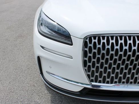 Used 2023 Lincoln Corsair AWD w/ Equipment Group 101A image 41