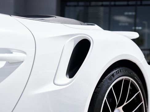 Used 2019 Porsche 911 Turbo S image 8