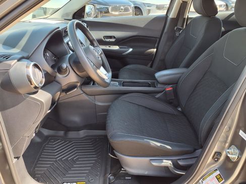 Used 2021 Nissan Kicks SV image 20