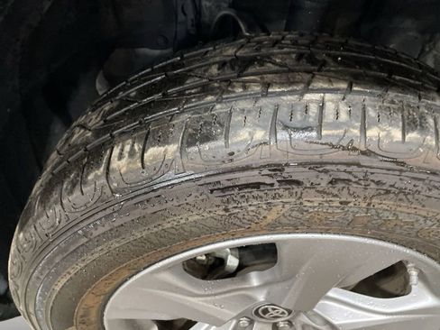 Certified 2024 Toyota RAV4 LE image 28