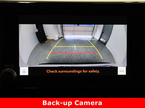 Used 2024 Toyota RAV4 LE image 19