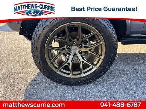 Used 2023 Ford Bronco Badlands AWD/4WD image 14