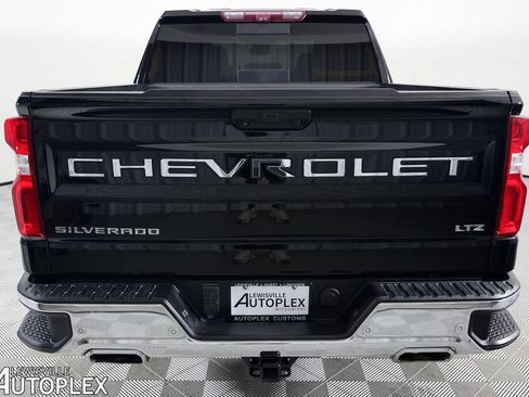 Used 2022 Chevrolet Silverado 1500 LTZ w/ Technology Package AWD/4WD image 6