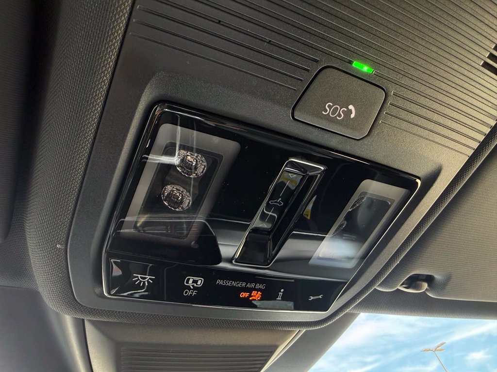 New 2026 Volkswagen GTI SE FWD image 11