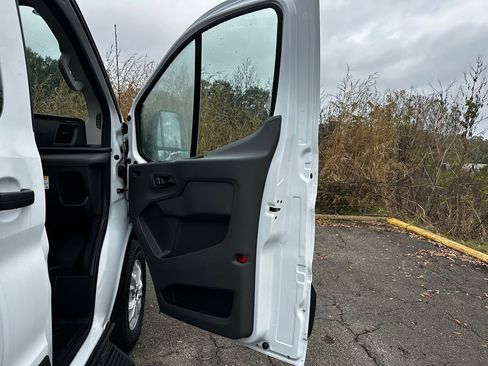 New 2026 Ford Transit 350 XLT image 31
