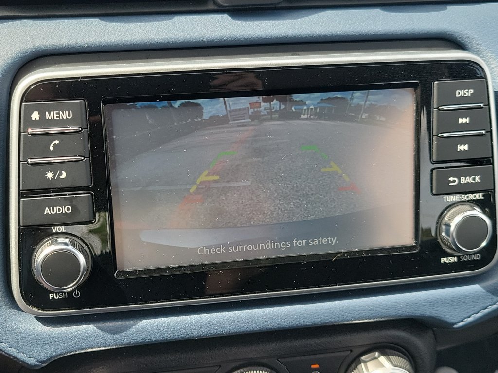 Used 2025 Nissan Versa SV FWD image 24