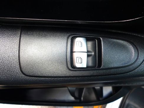 Used 2022 Mercedes-Benz Metris image 20