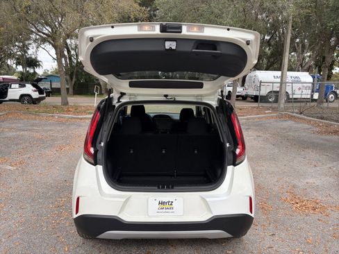 Used 2025 Kia Soul LX w/ LX Technology Package image 25