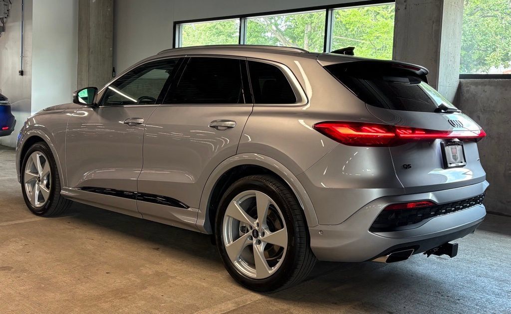 New 2026 Audi Q5 Prestige AWD/4WD image 3
