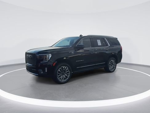 Used 2023 GMC Yukon Denali Ultimate w/ LPO, Floor Liner Package image 4