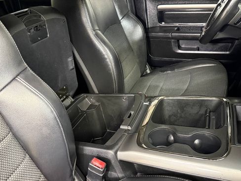 Used 2018 RAM 2500 Lone Star w/ Sport Appearance Group AWD/4WD image 29