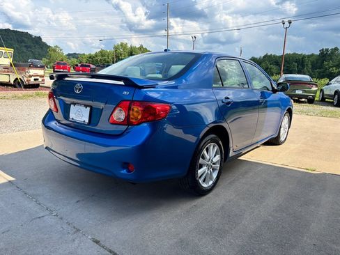 Used 2009 Toyota Corolla LE w/ All Weather Guard Pkg FWD image 4