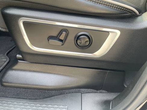 Used 2025 RAM 1500 Laramie w/ Night Edition AWD/4WD image 41