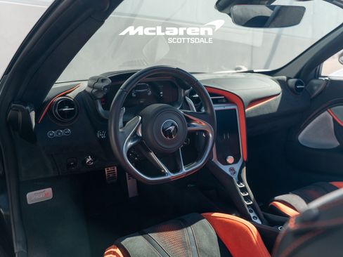 Used 2024 McLaren 750S Spider RWD image 13