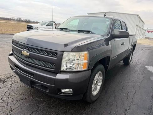 Used 2011 Chevrolet Silverado 1500 LT w/ All-Star Edition image 4