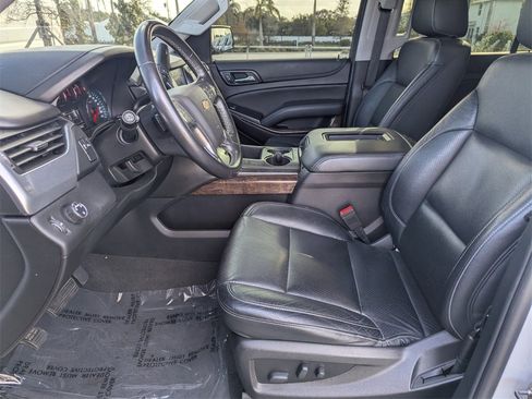 Used 2020 Chevrolet Suburban LS image 24